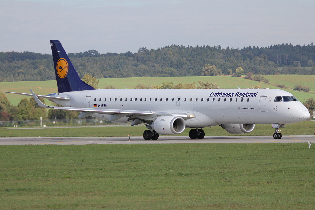 D-AEBO · Embraer 190-200LR · (KRK / EPKK)