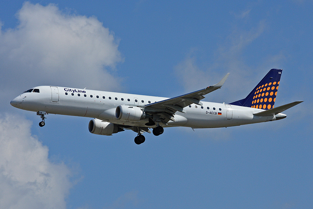 D-AECB · Embraer 190-100LR · (FRA / FRF / EDDF)