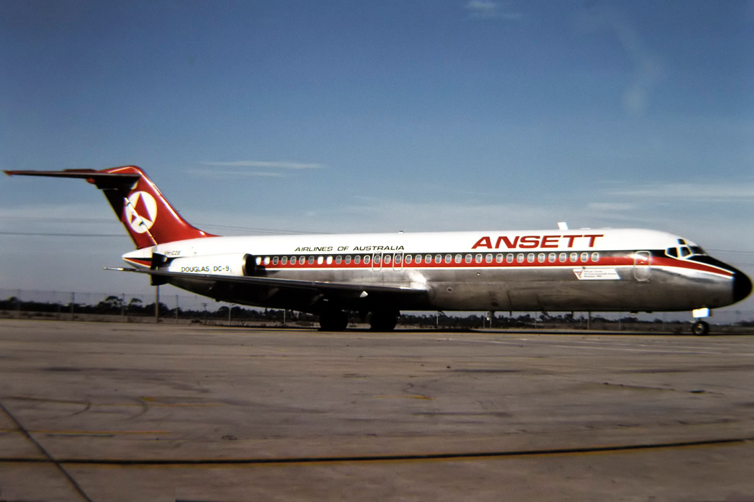 VH-CZE (cn 47202) McDonnell Douglas DC-9-31