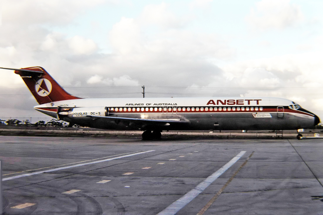VH-CZH (cn 47526) McDonnell Douglas DC-9-31