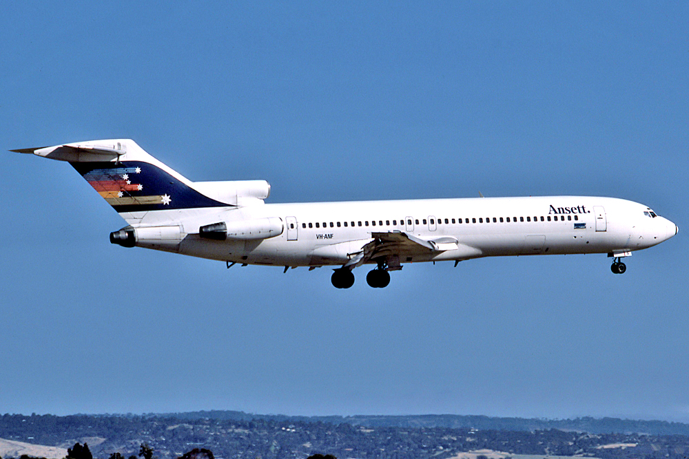VH-ANF · Boeing 727-277 · (ADL / YPAD)
