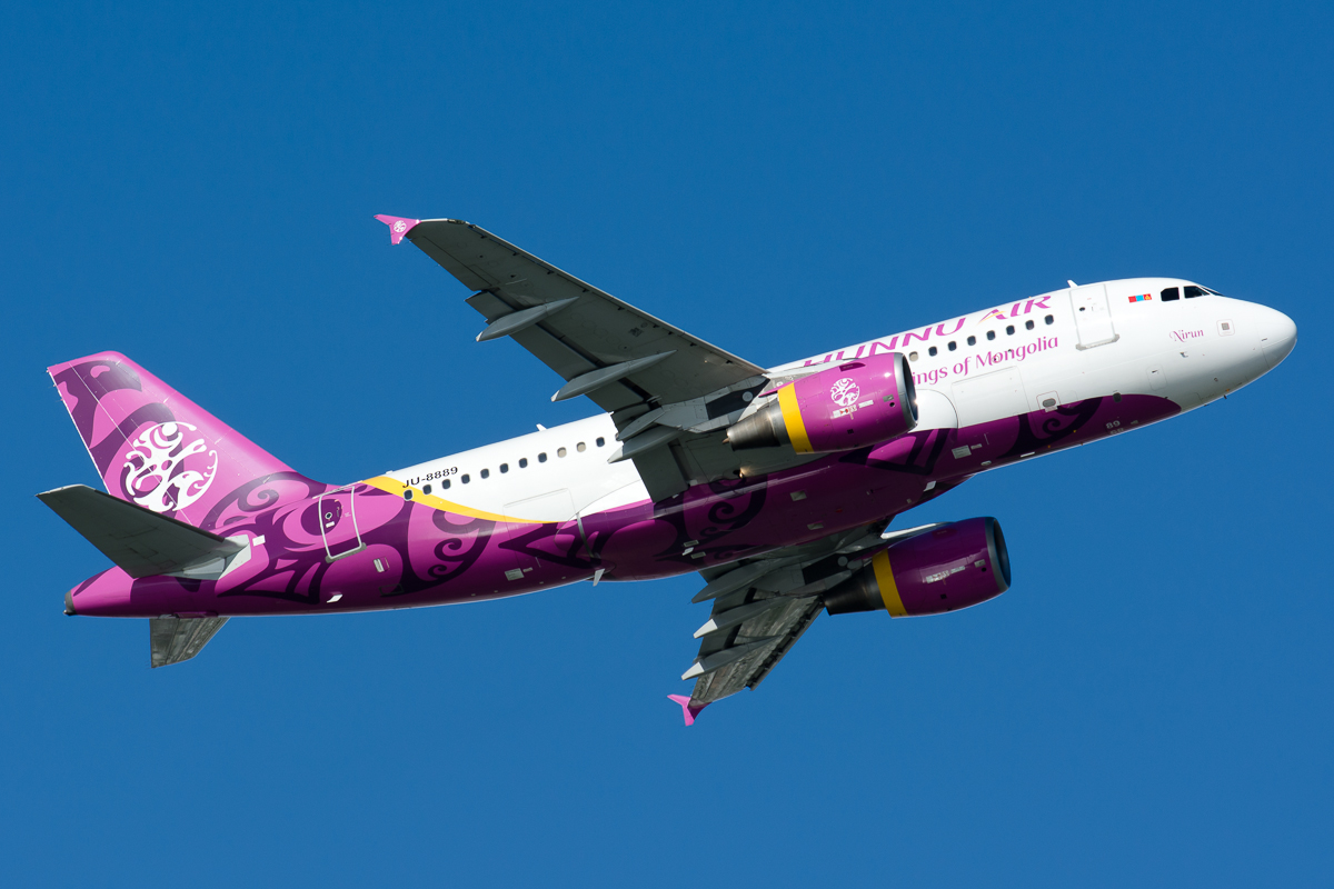JU-8889, (cn 1750), Airbus A319-112