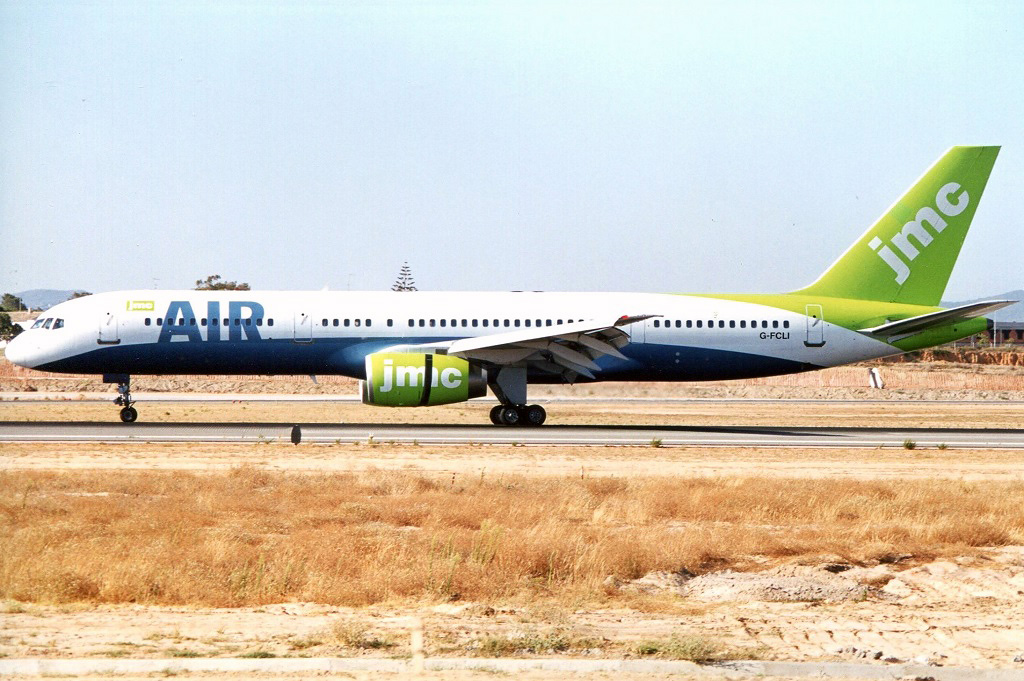 G-FCLI · Boeing 757-28A · (FAO / LPFR)