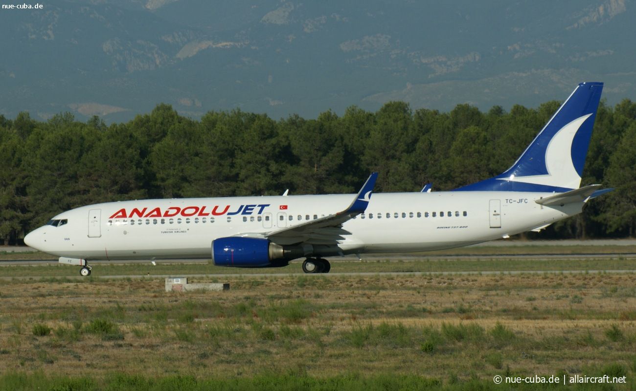 TC-JFC (29765) 1998 Boeing 737-8F2(WL)