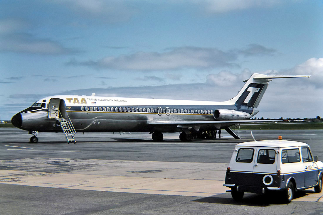 VH-TJK · McDonnell Douglas DC-9-31 · (ADL / YPAD)