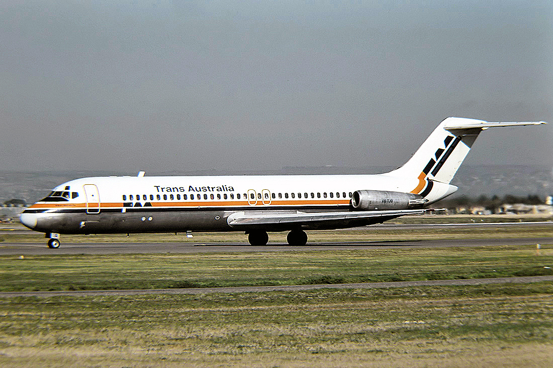 VH-TJQ (47419) 1970 McDonnell Douglas DC-9-31