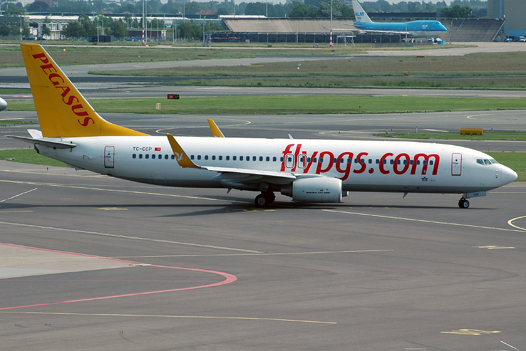 TC-CCP · Boeing 737-86J · (AMS / EHAM)