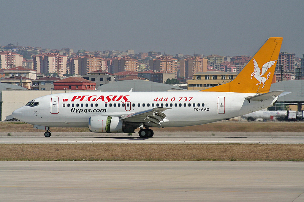 TC-AAD · Boeing 737-5Q8 · (SAW / LTFJ)