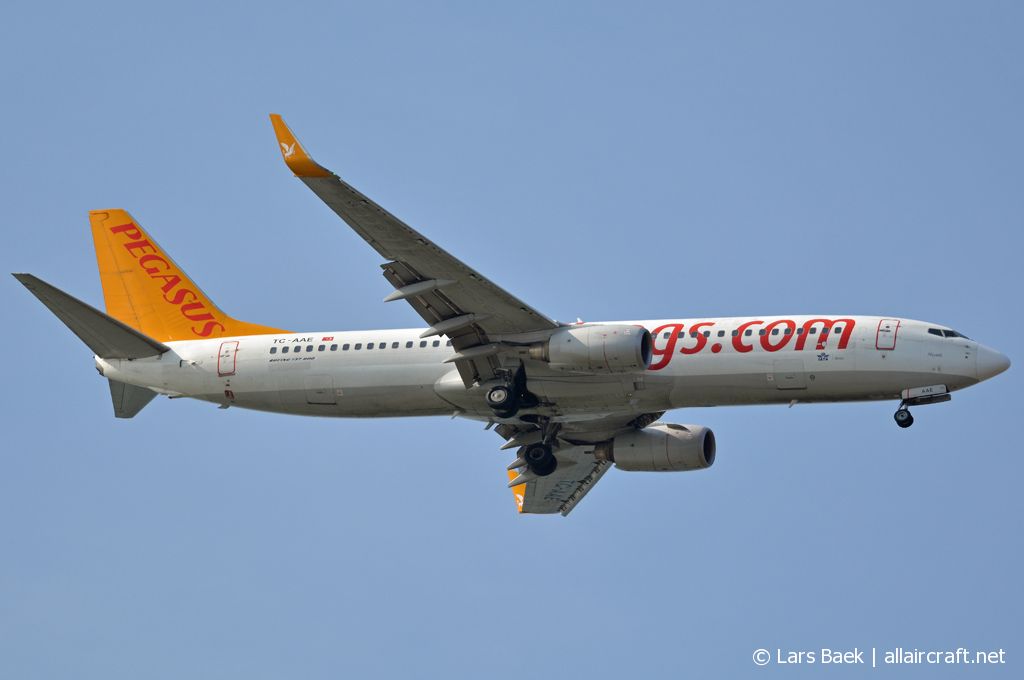 TC-AAE (35700) 2007 Boeing 737-82R WL