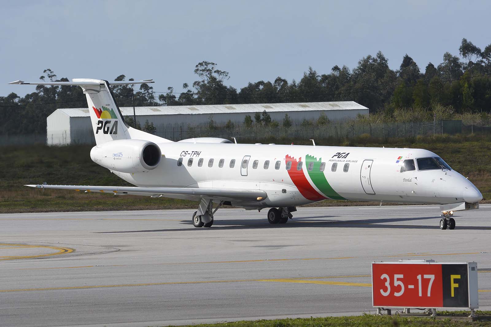 CS-TPH · Embraer ERJ-145EP · (OPO / LPPR)