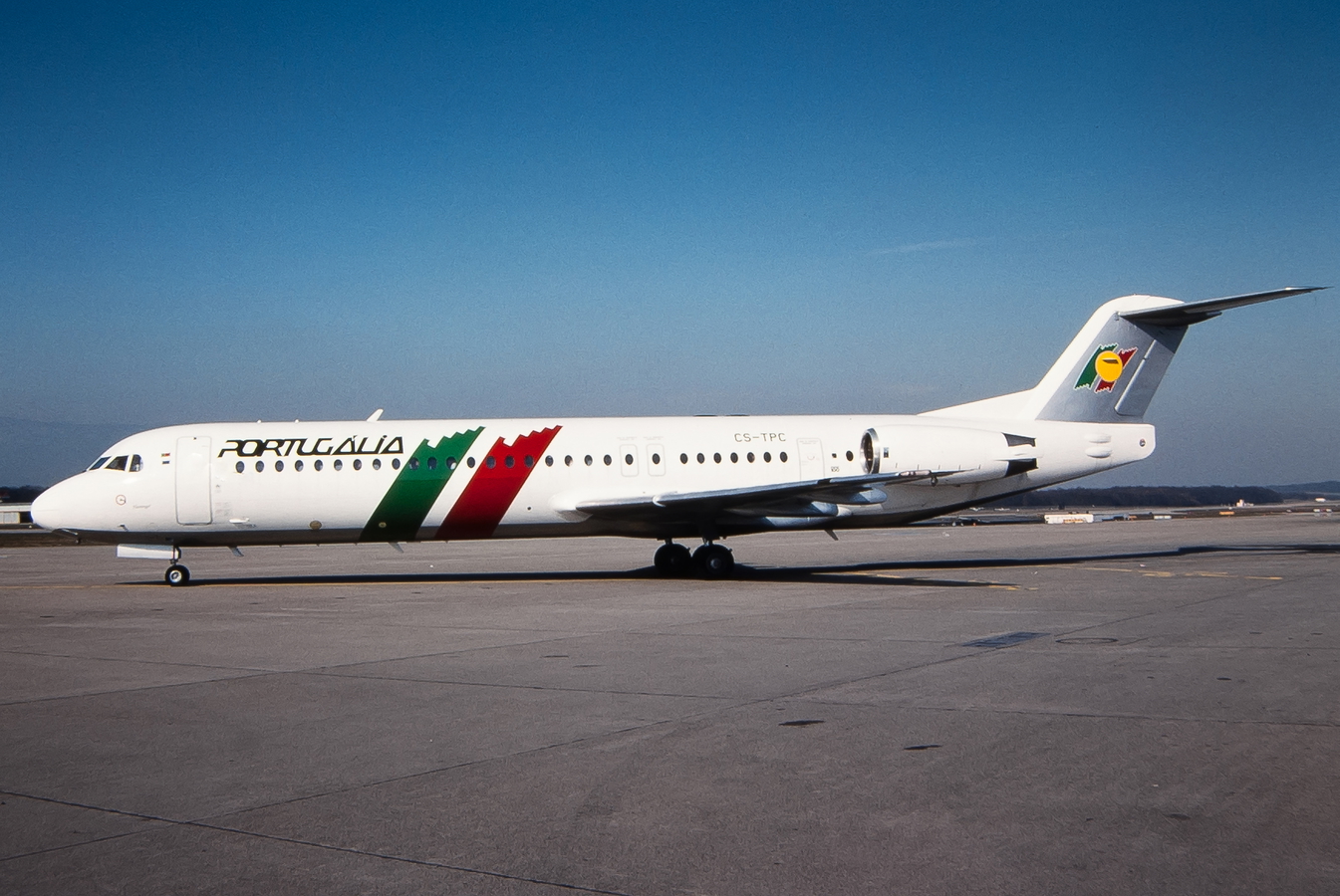 CS-TPC (11287) 1990 Fokker 100