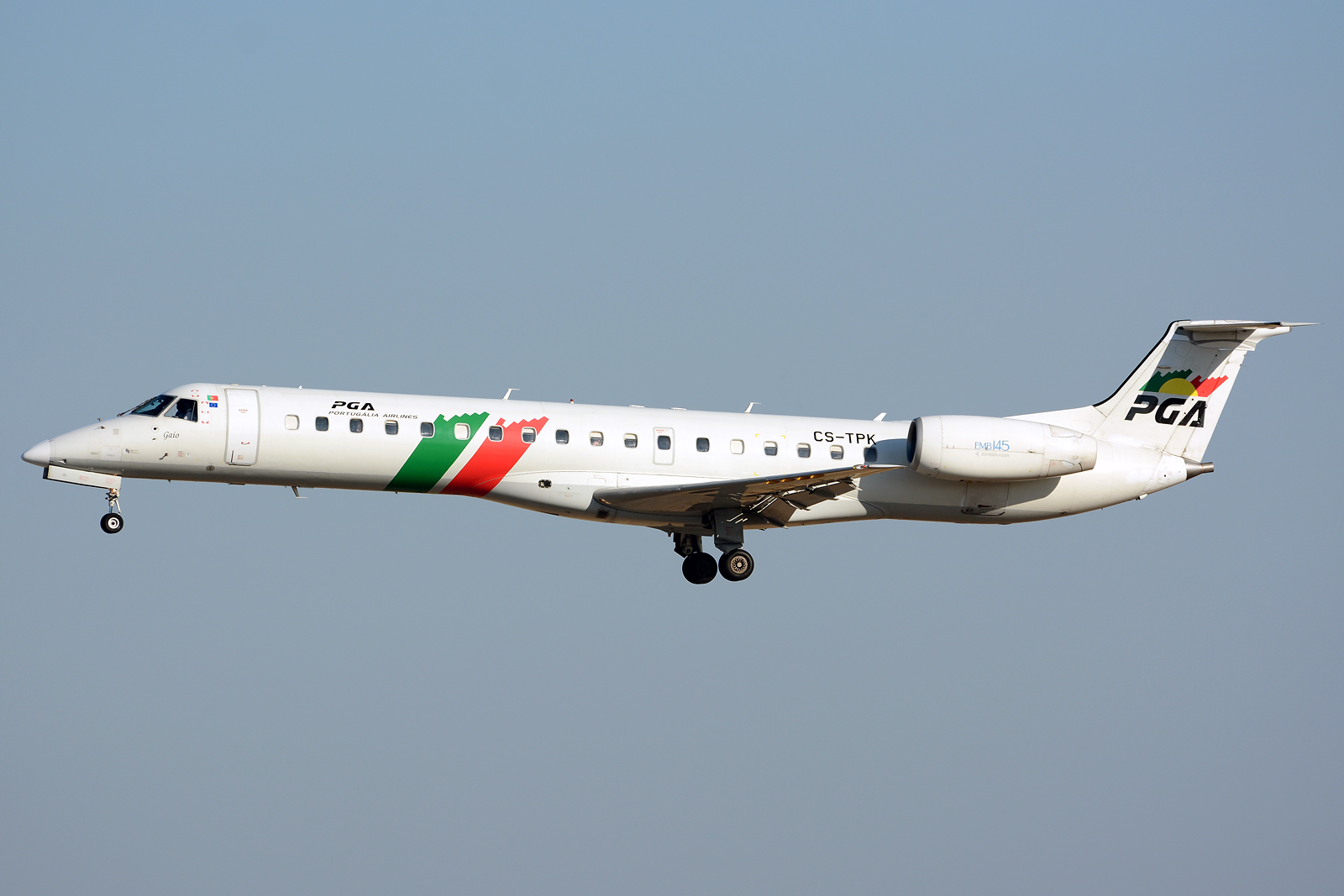 CS-TPK (145041) 1998 Embraer ERJ-145EP