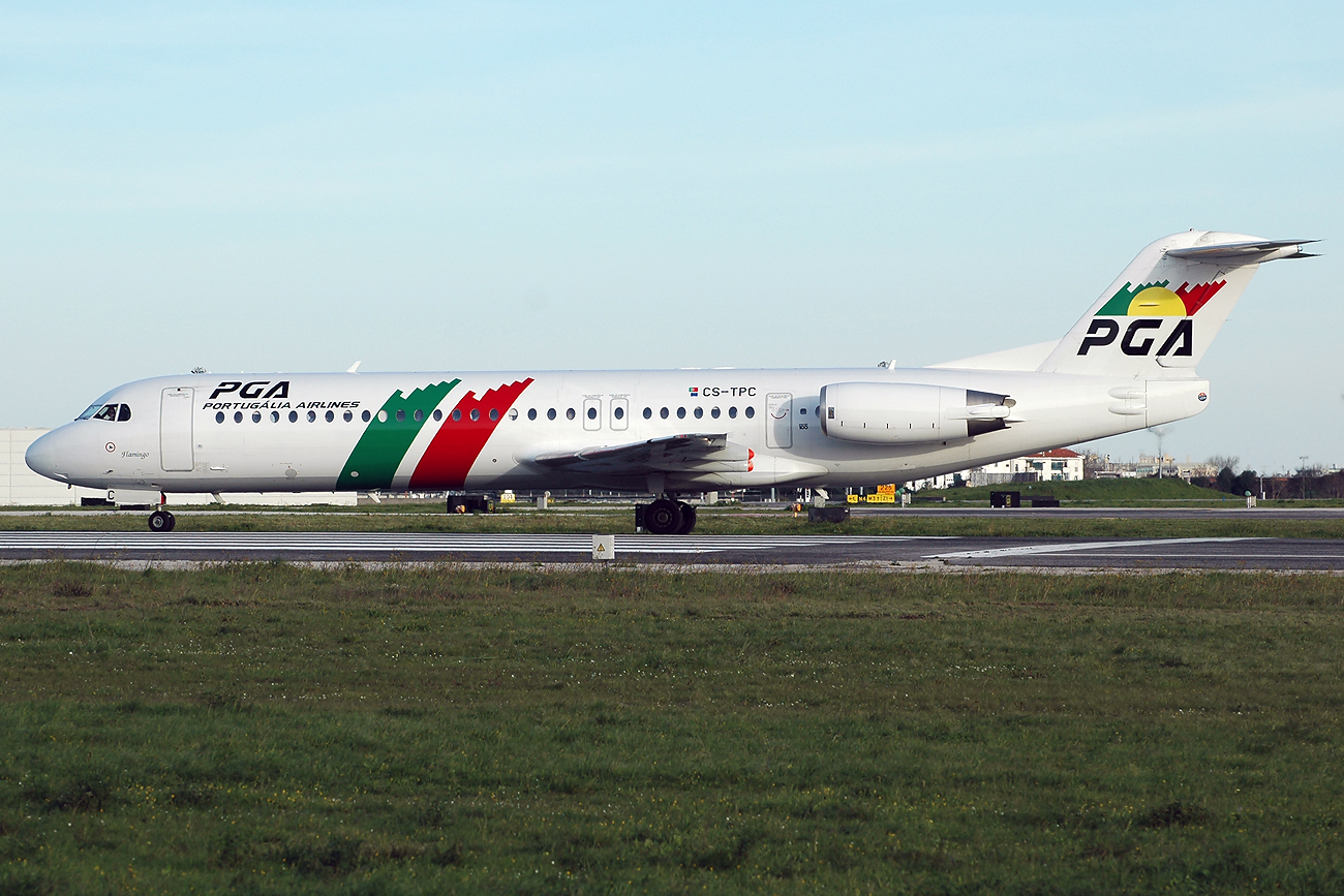 CS-TPC (11287) 1990 Fokker 100