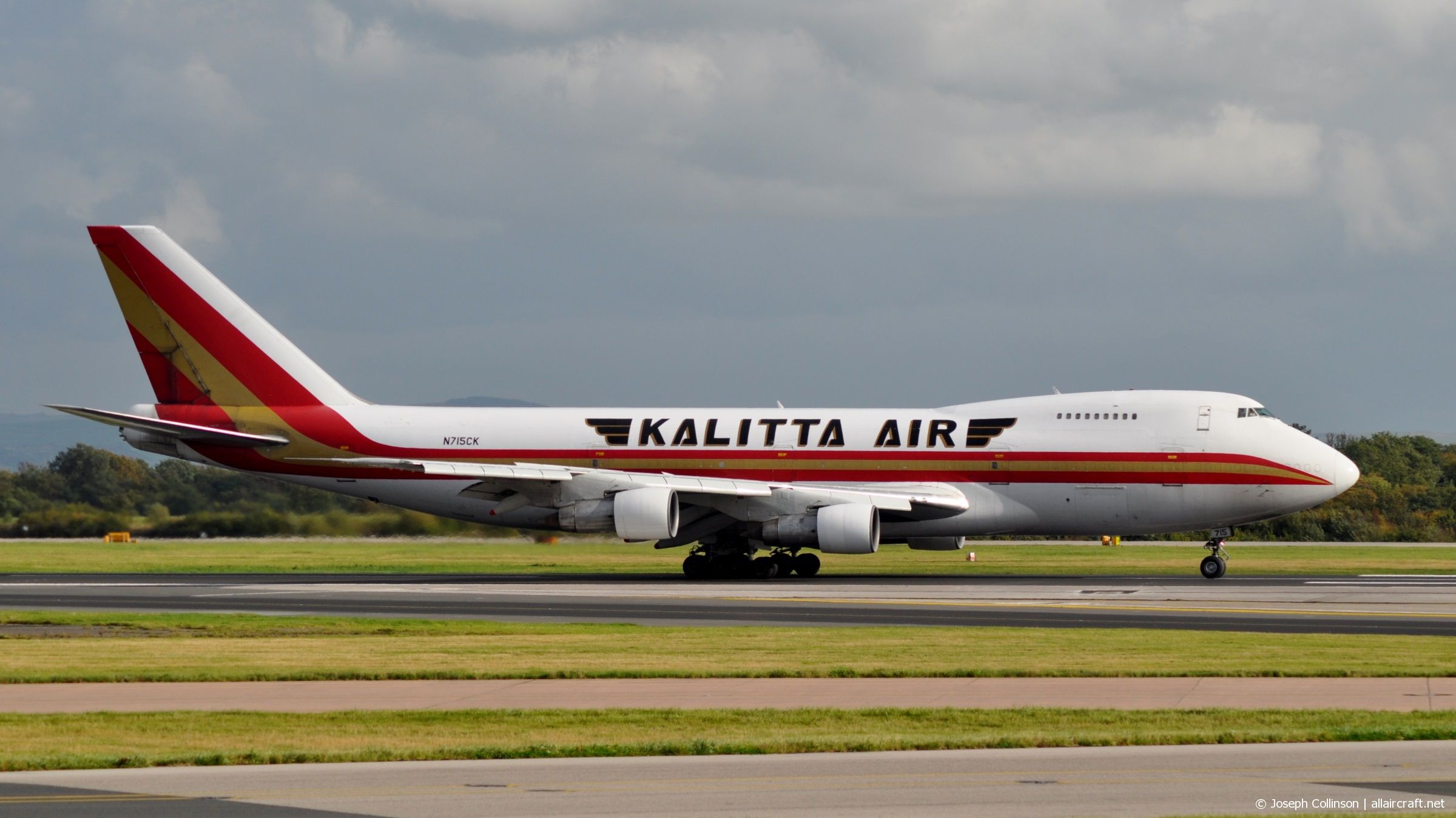 N715CK (32809) 2002 Boeing 747-4B5F