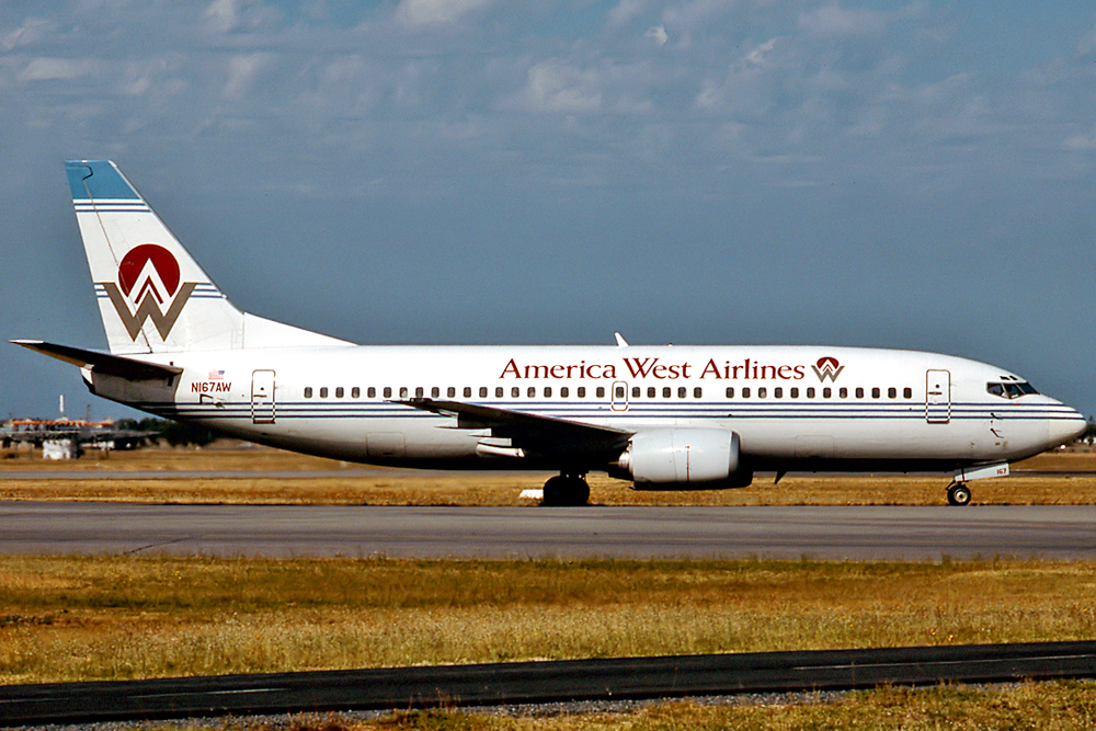 N167AW (cn 23628) Boeing 737-33A