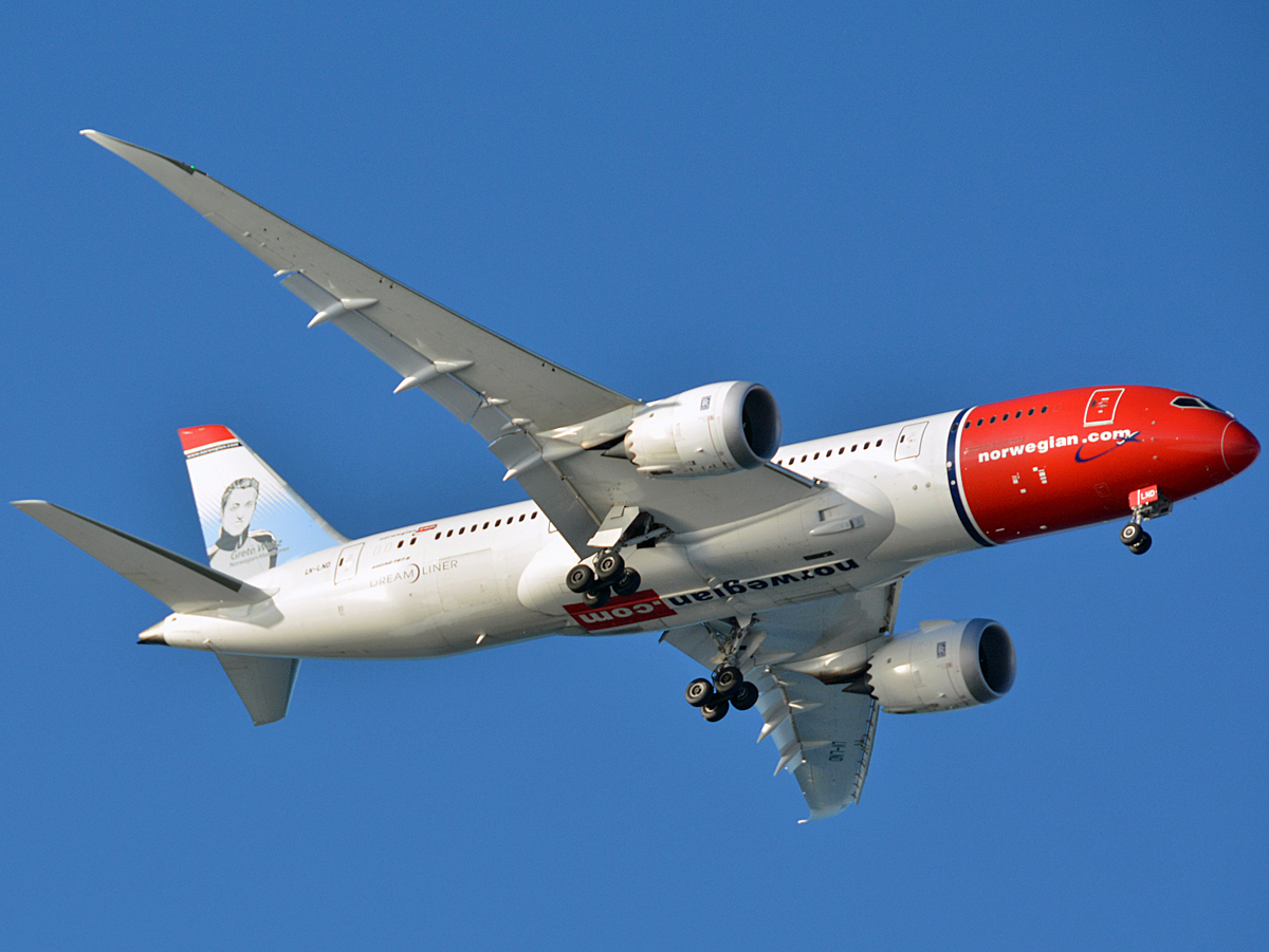 LN-LND (35310) 2014 Boeing 787-8 Dreamliner