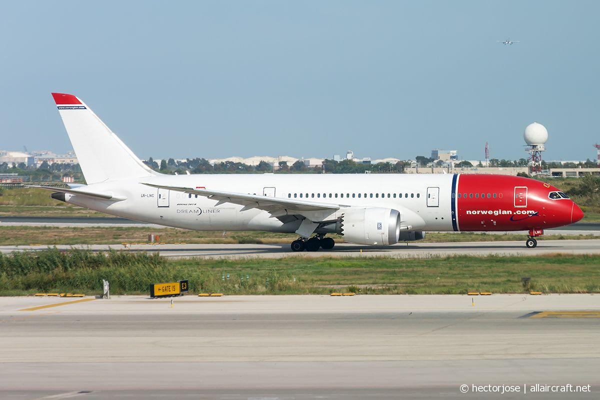 LN-LNC (34795) 2013 Boeing 787-8 Dreamliner