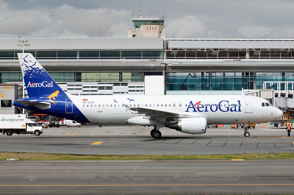 HC-CJV (cn 4547) Airbus A320-214