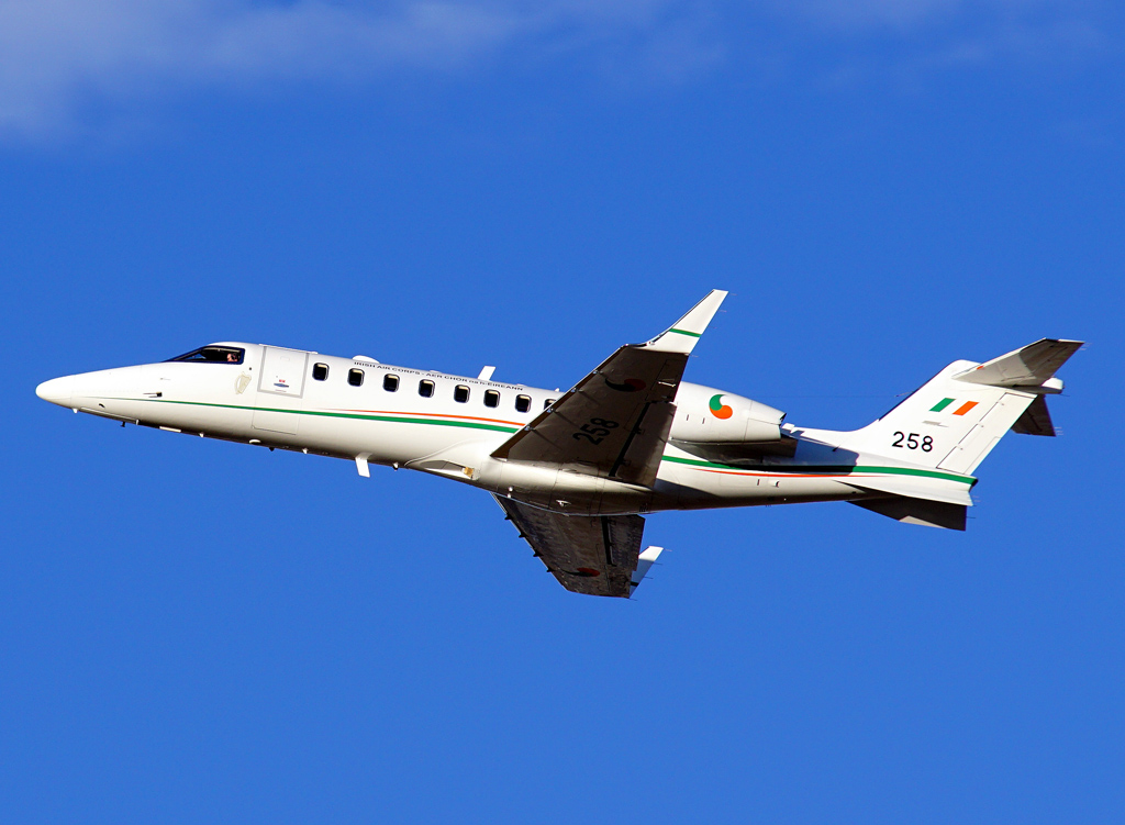 258 (45-234) 2003 Learjet 45