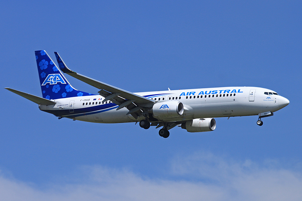 F-ONGB (cn 40911) Boeing 737-89M