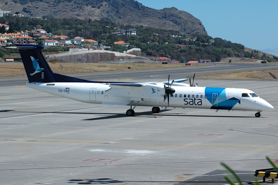 CS-TRD · Bombardier Dash 8-Q402 · (FNC / LPMA)