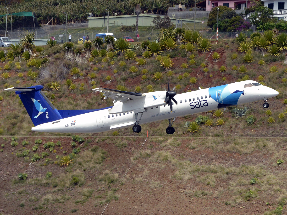 CS-TRF (4297) 2010 Bombardier Dash 8-Q402