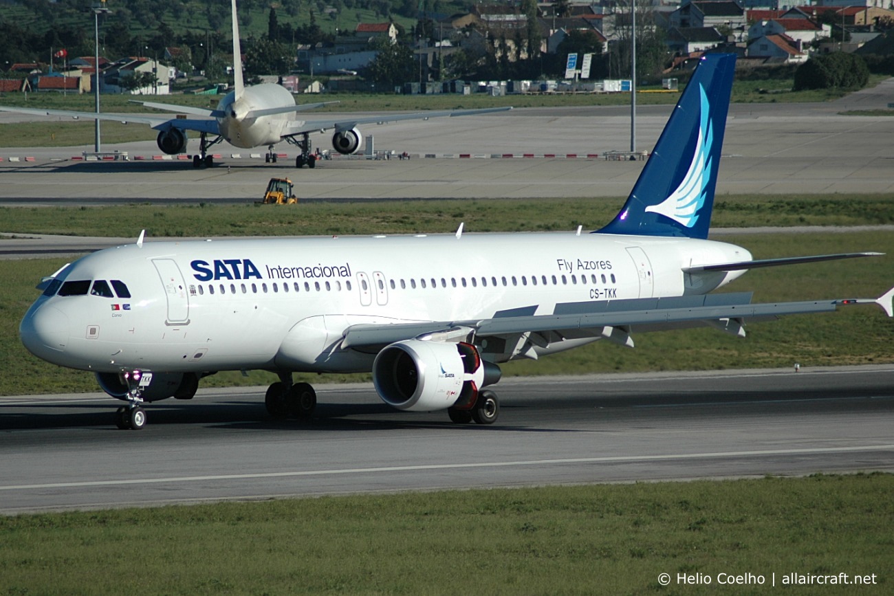 CS-TKK · Airbus A320-214 · (LIS / LPPT)