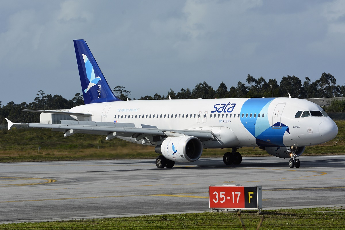 CS-TKO (3891) 2009 Airbus A320-214