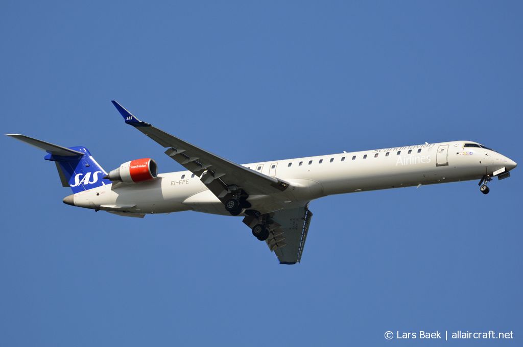 EI-FPE (15402) 2016 Bombardier CRJ-900LR