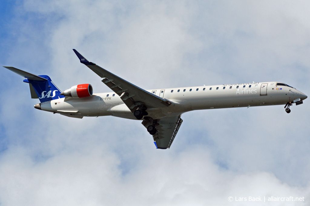 EI-FPK (15428) 2017 Bombardier CRJ-900LR