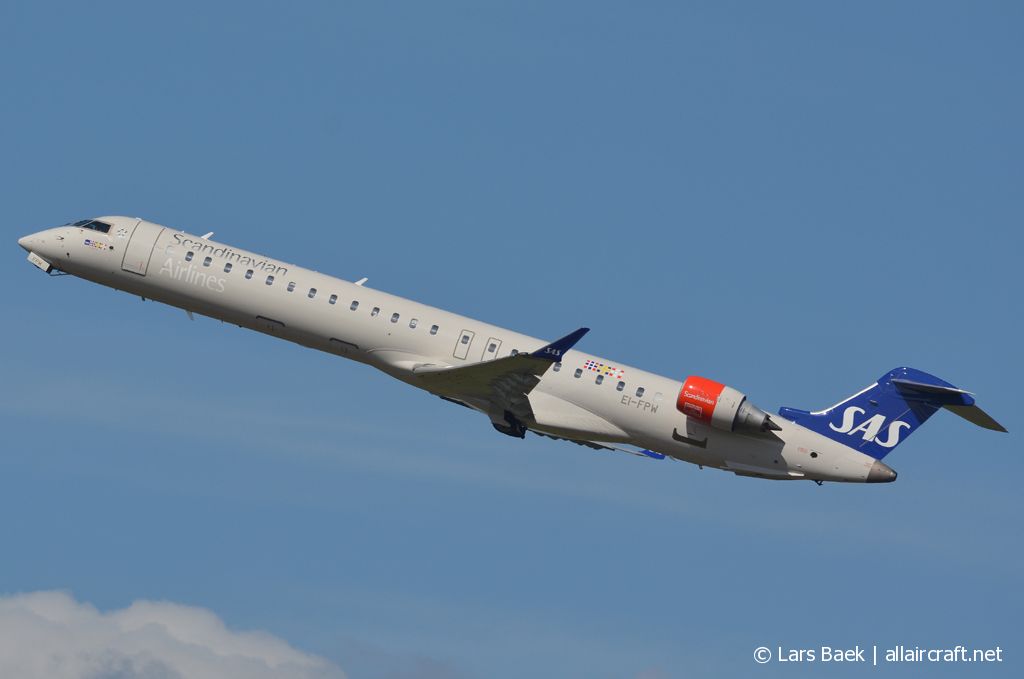 EI-FPW (15443) 2018 Bombardier CRJ-900LR