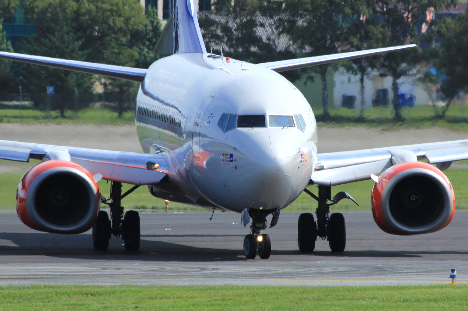 LN-RPT · Boeing 737-683 · (SVG / ENZV)