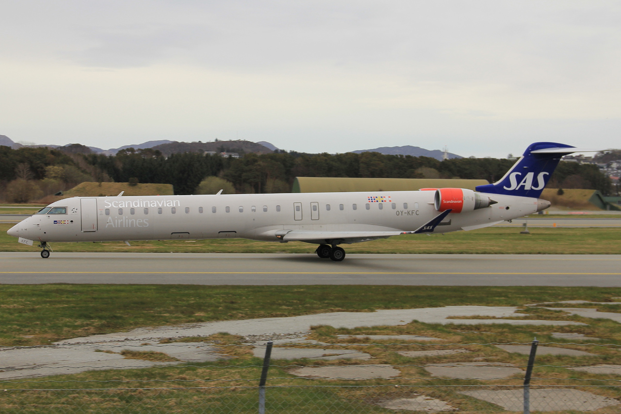 OY-KFC (cn 15218) Bombardier CRJ-900