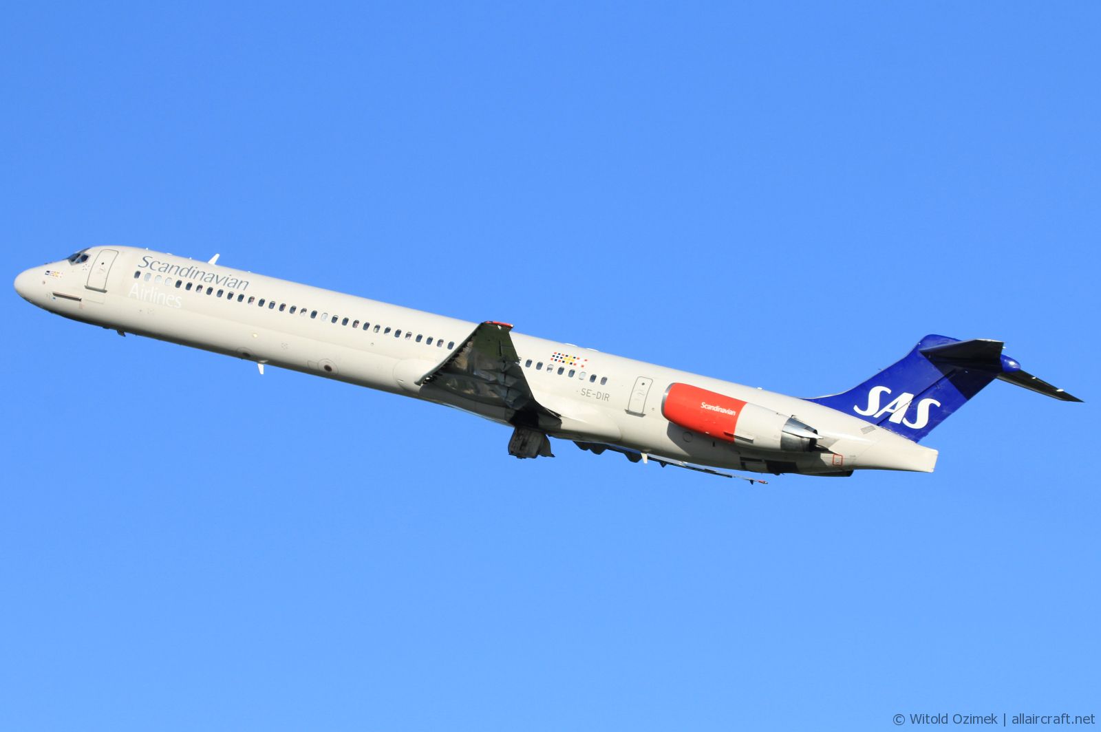 SE-DIR · McDonnell Douglas MD-82 · (SVG / ENZV)