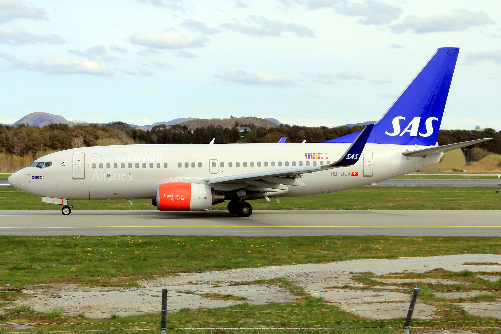 HB-JJA · Boeing 737-7AK BBJ · (SVG / ENZV)