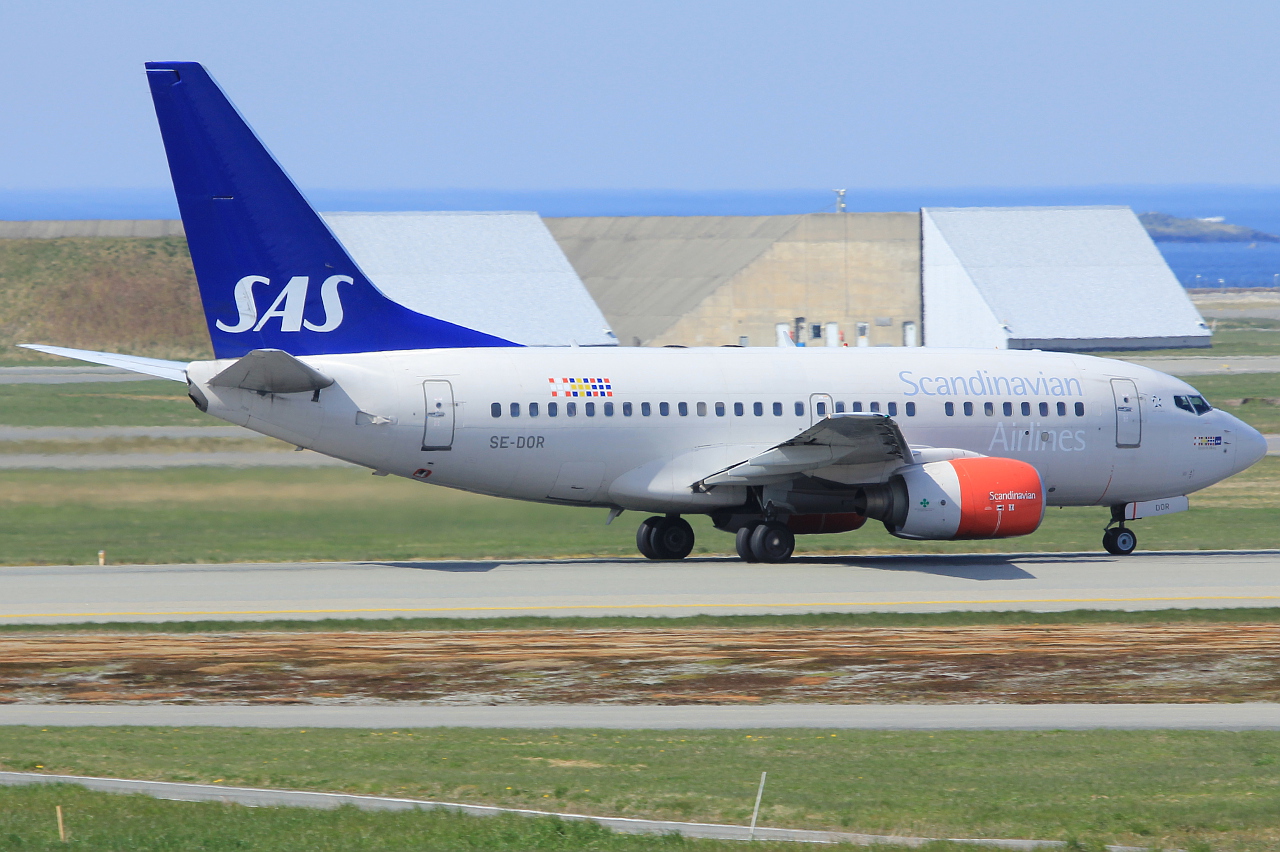 SE-DOR (28305) 1999 Boeing 737-683