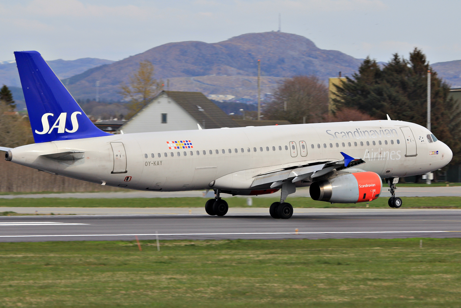 OY-KAY · Airbus A320-232 · (SVG / ENZV)