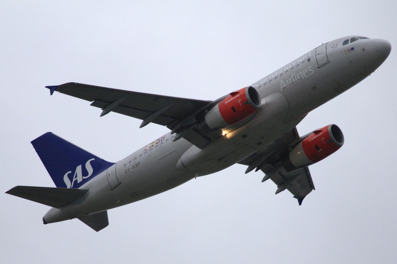 OY-KBP (cn 2888) Airbus A319-131