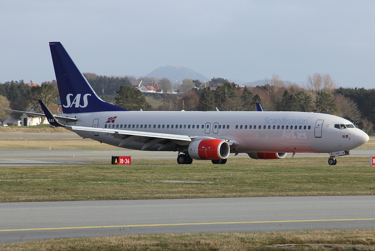 LN-RRF (35707) 2008 Boeing 737-85P(WL)