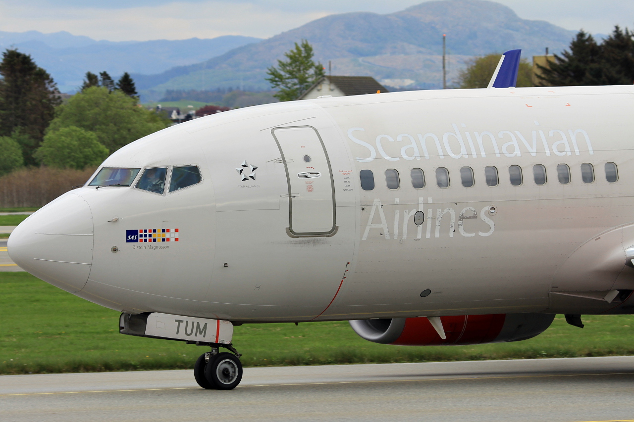 LN-TUM · Boeing 737-705(WL) · (SVG / ENZV)