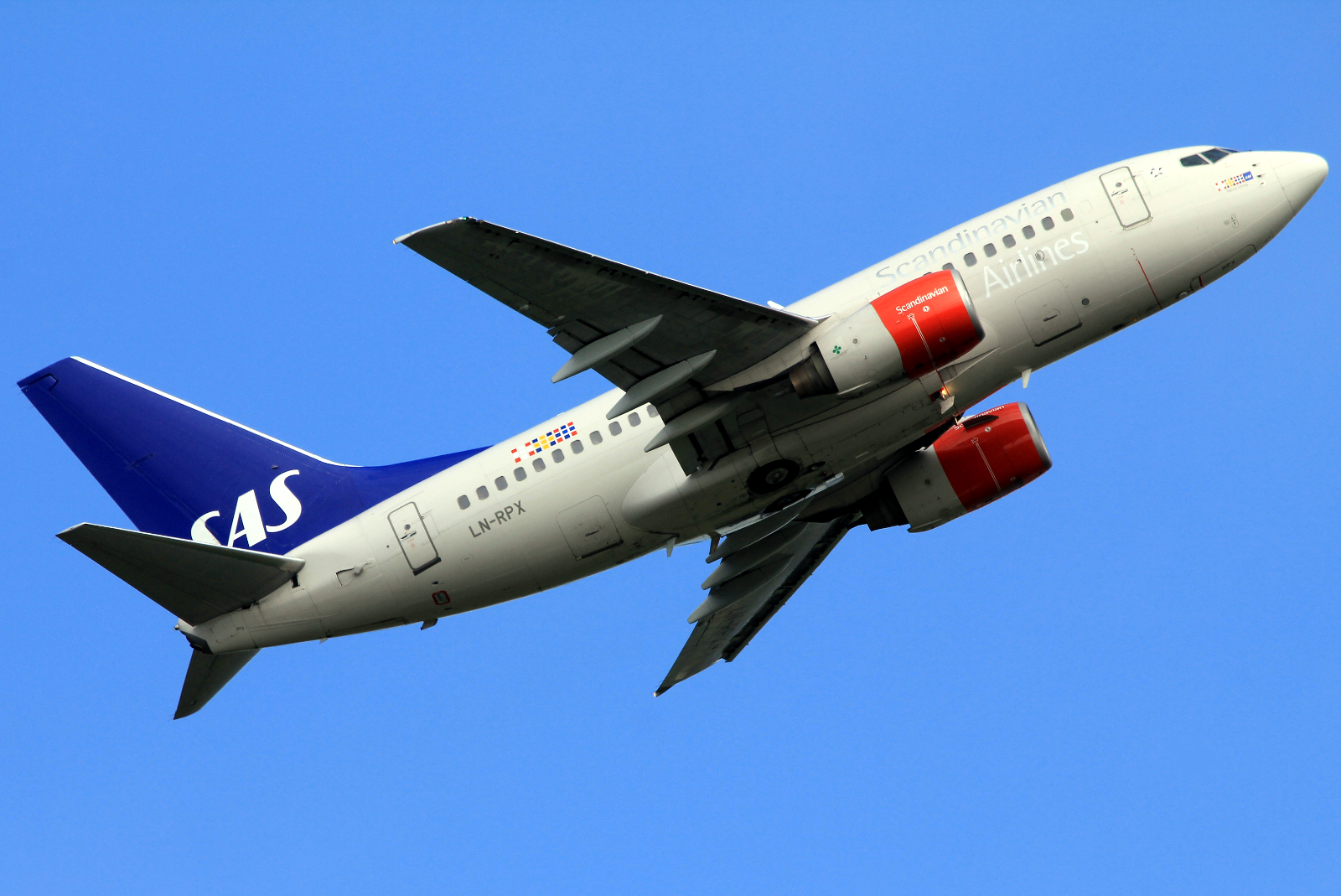 LN-RPX · Boeing 737-683 · (SVG / ENZV)
