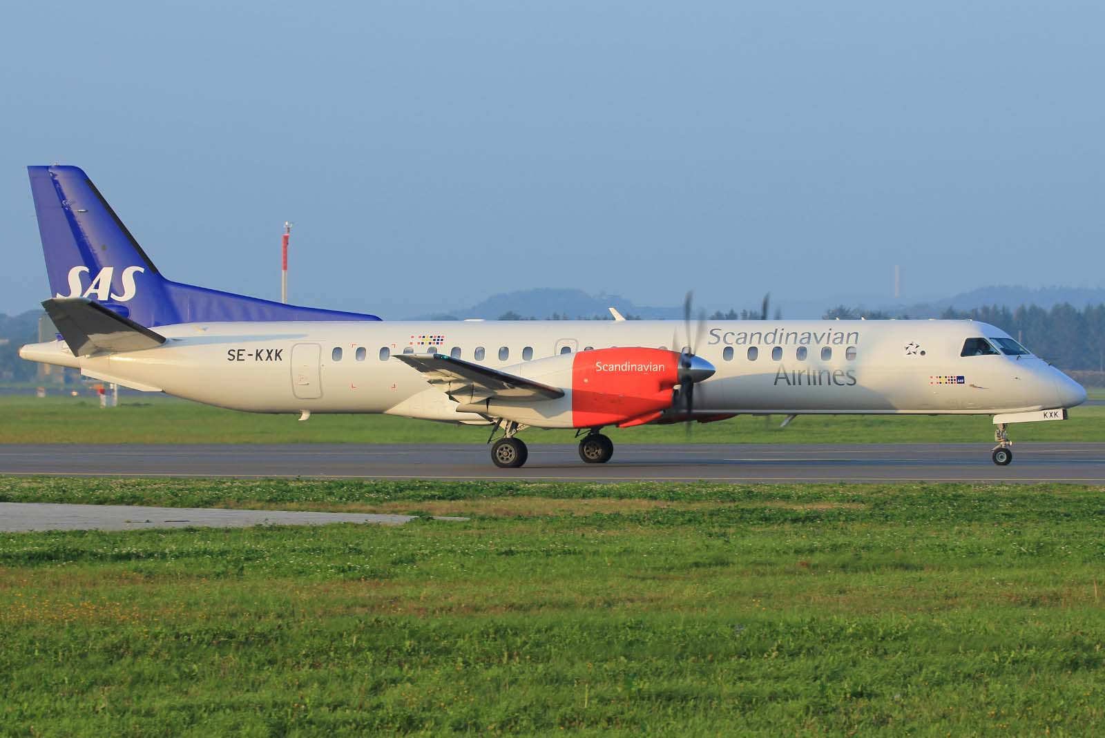SE-KXK · Saab 2000 · (SVG / ENZV)