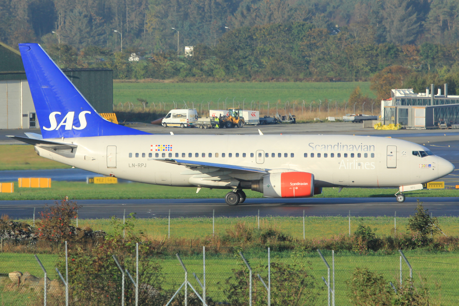 LN-RPJ (30192) 2000 Boeing 737-783