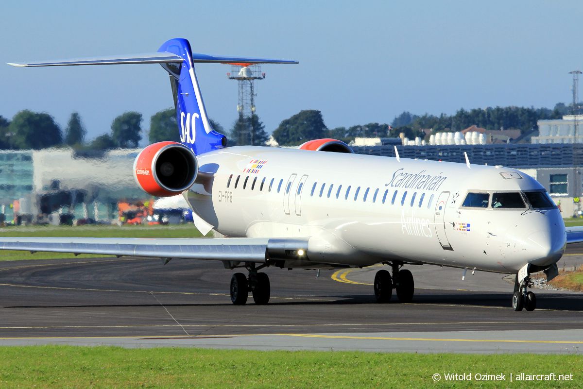 EI-FPB (15399) 2016 Bombardier CRJ-900LR