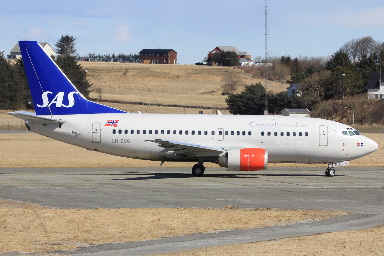 LN-BUG (39015) 1997 Boeing 737-8JP