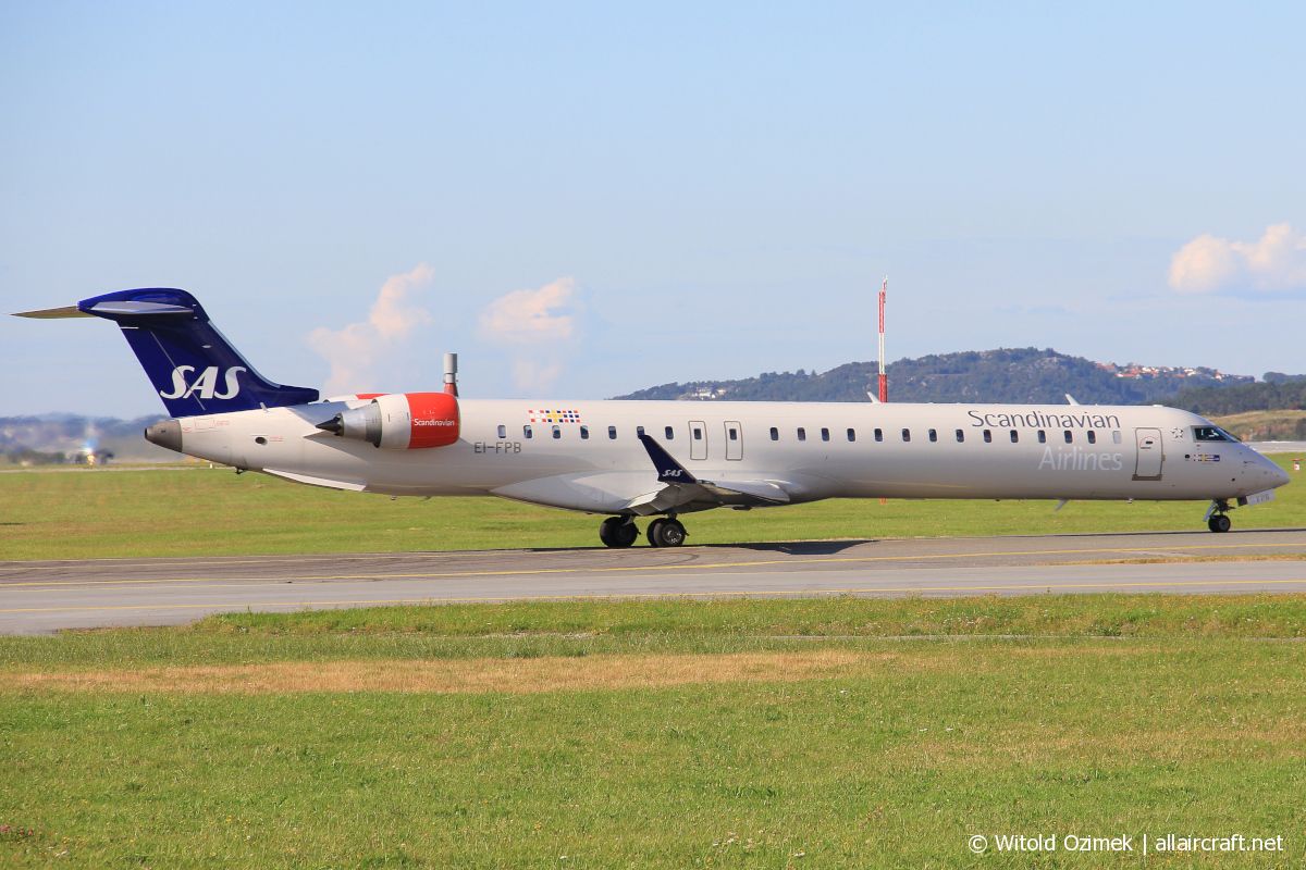 EI-FPB (15399) 2016 Bombardier CRJ-900LR