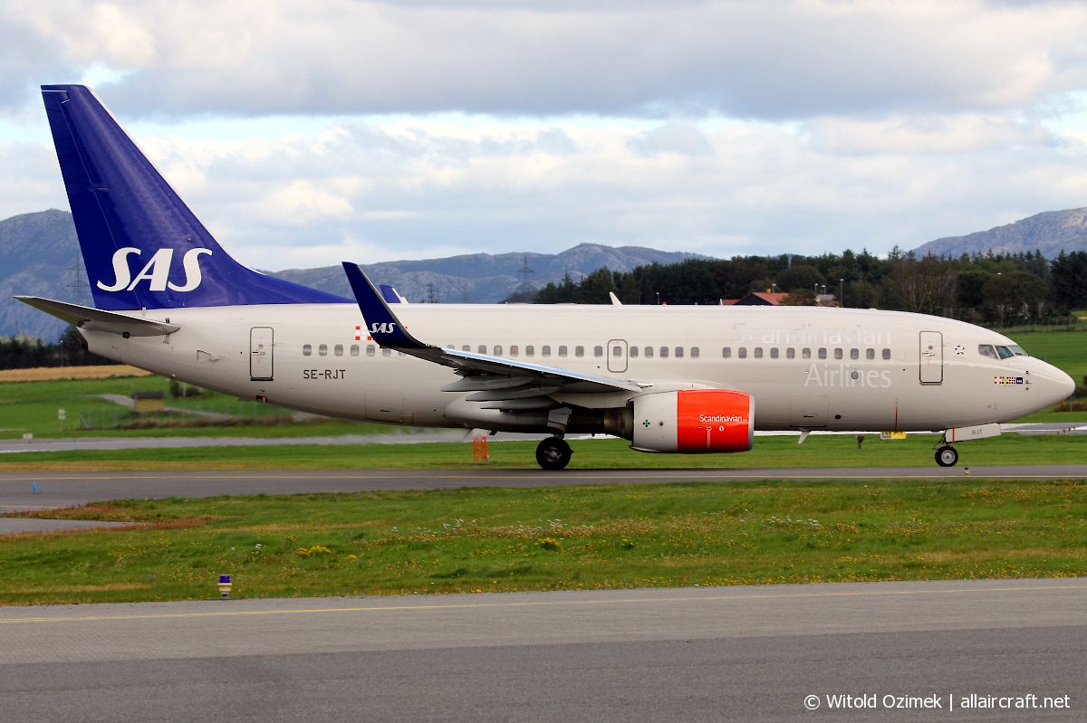 SE-RJT · Boeing 737-76N(WL) · (SVG / ENZV)