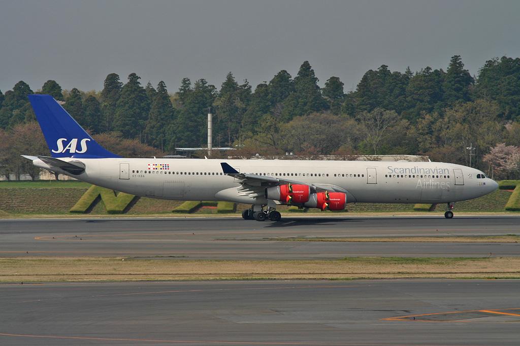 OY-KBA · Airbus A340-313X · (NRT / RJAA)