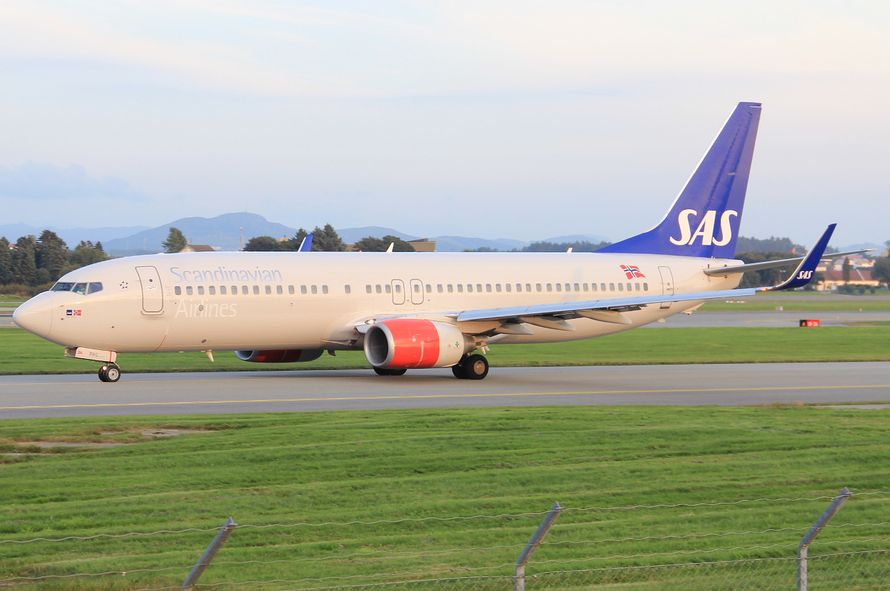LN-RRG (35708) 2008 Boeing 737-85P WL