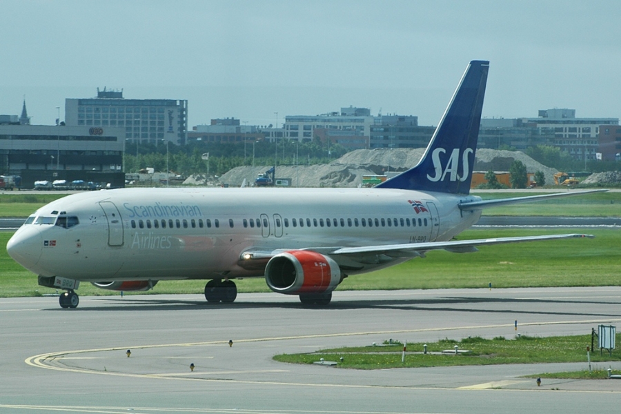 LN-BRO · Boeing 737-505 · (AMS / EHAM)